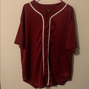 2xl baseball jersey style shirt